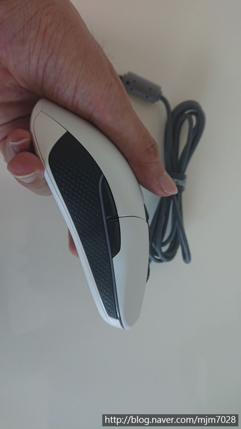 리줌 G-FACTOR Z200 Mercury 게이밍 마우스 리뷰 > 필테/사용기 | 쿨엔조이