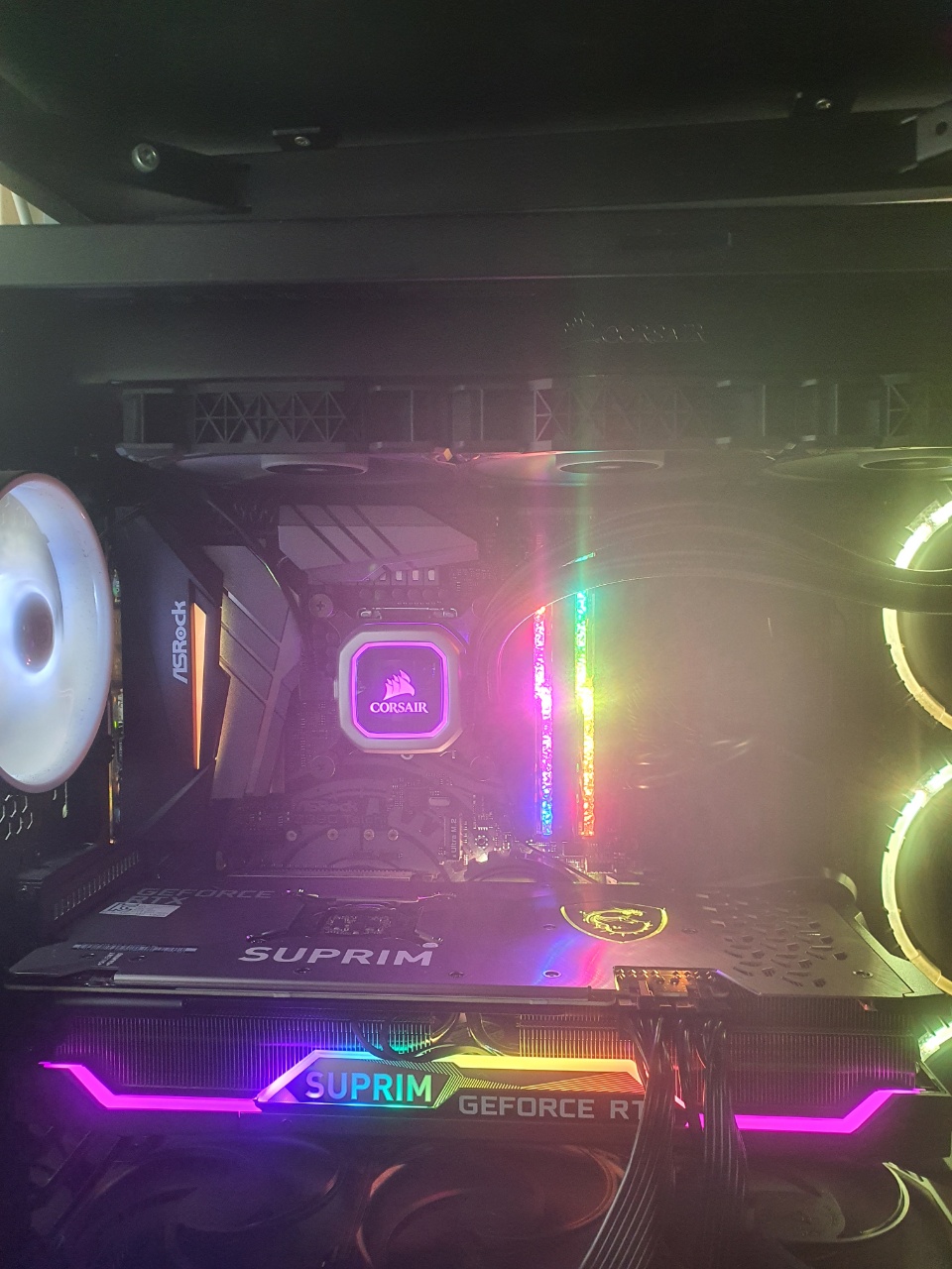 3070ti 슈프림 장착기 입니다. > 그래픽카드 | 쿨엔조이