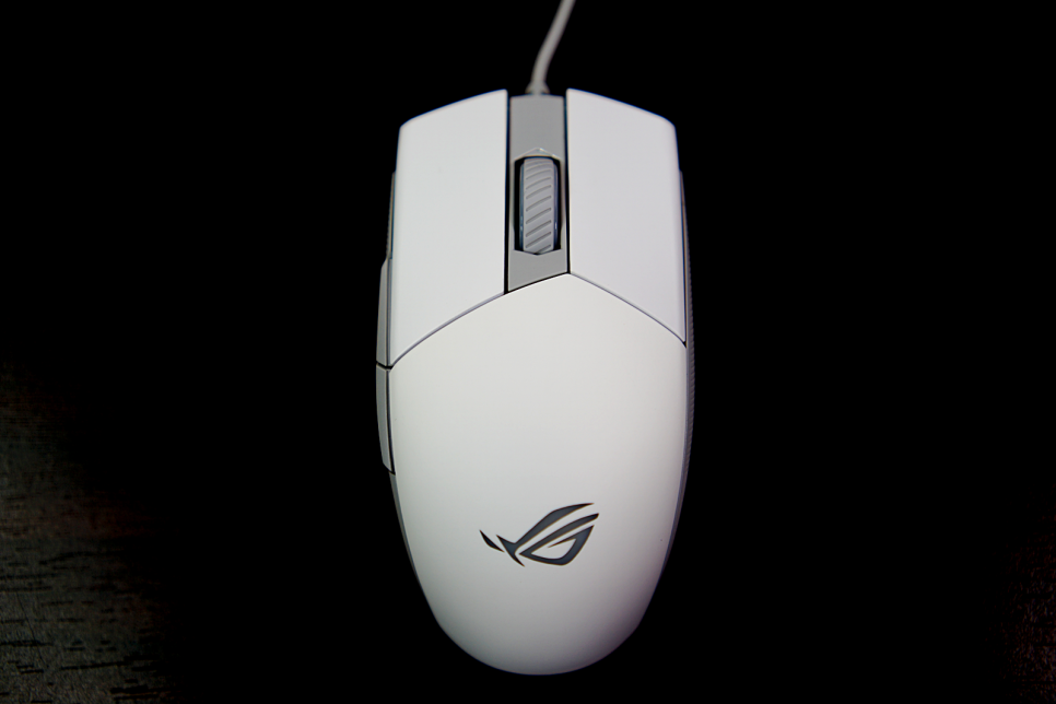 rog strix impact ii moonlight