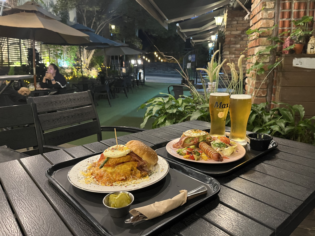 크리티컬 맞은 금요일 인사 드립니다. > 자유게시판 | 쿨엔조이